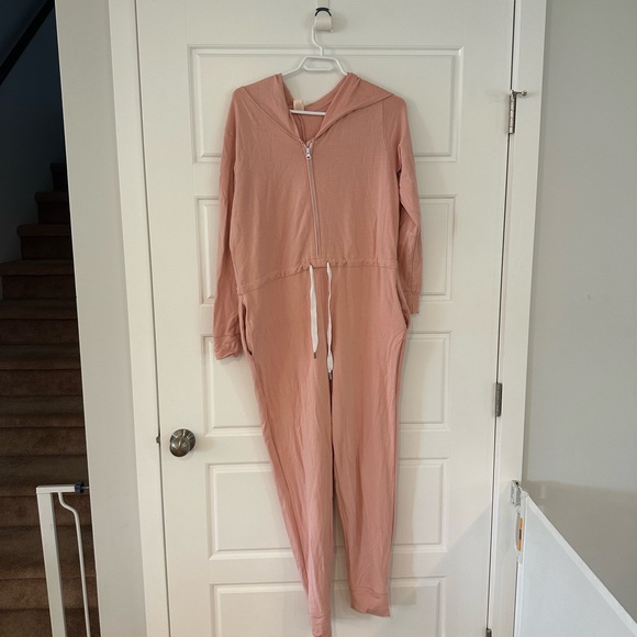 Smash and Tess x Jillian Harris “Harris Hoodie” in pink. Size Large. EUC. - Picture 2 of 5